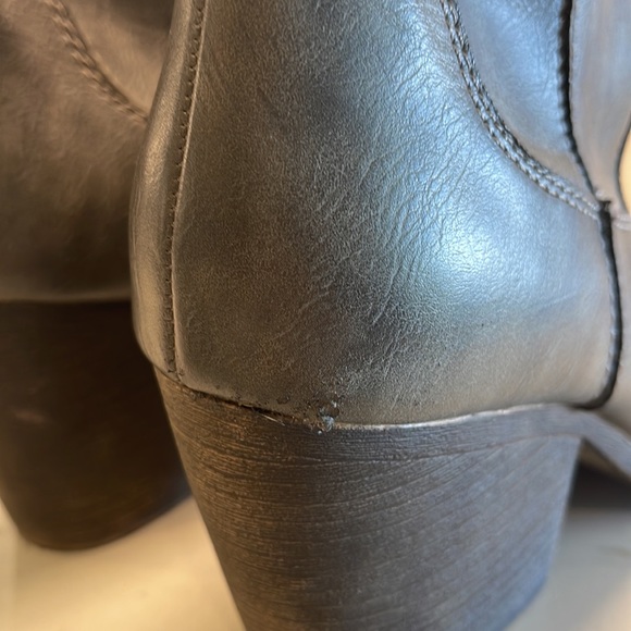MADDEN GIRL Western Faux Leather Boots 8.5 - Picture 8 of 9
